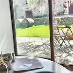 別荘 Charming House In Covelas With Shared Pool *