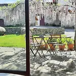 Charming House In Covelas With Shared Pool *
