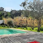 別荘 Charming House In Covelas With Shared Pool *