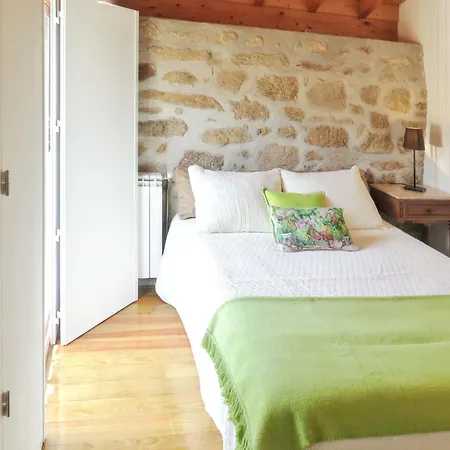 Charming House In Covelas With Shared Pool *