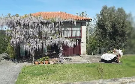 Vakantiehuis Charming House In Covelas With Shared Pool