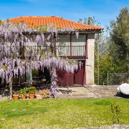 Charming House In Covelas With Shared Pool *
