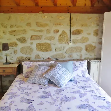 Charming House In Covelas With Shared Pool * Póvoa de Lanhoso