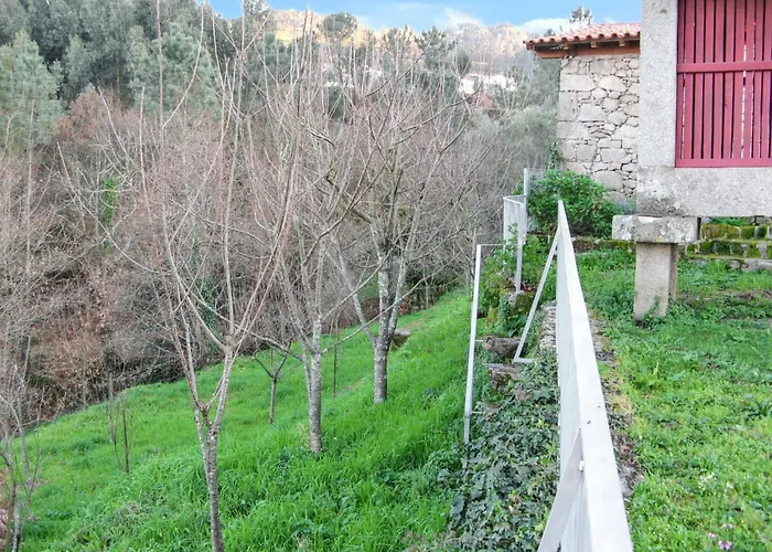 Charming House In Covelas With Shared Pool Prázdninový dům