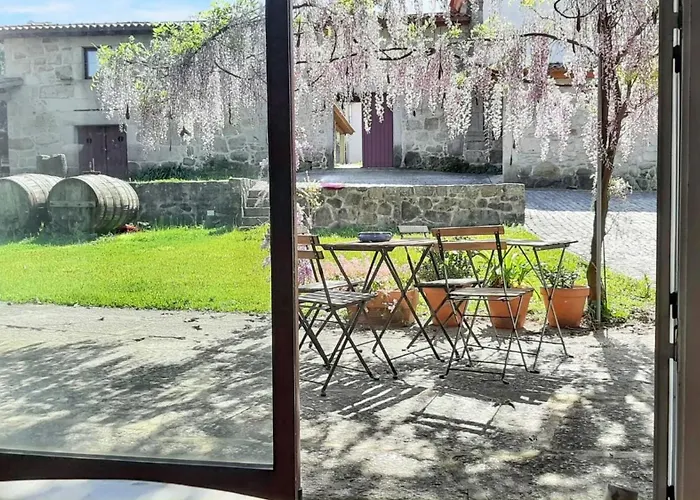 Charming House In Covelas With Shared Pool *