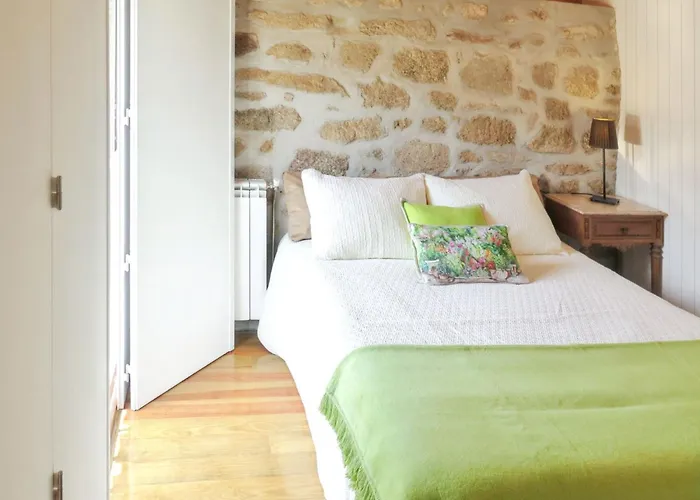 Charming House In Covelas With Shared Pool *