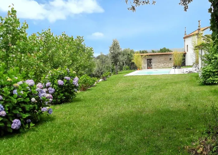 Charming House In Covelas With Shared Pool